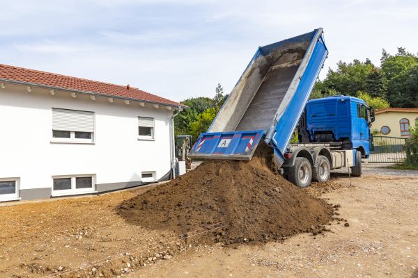 Garden Dirt Delivery in Cordova